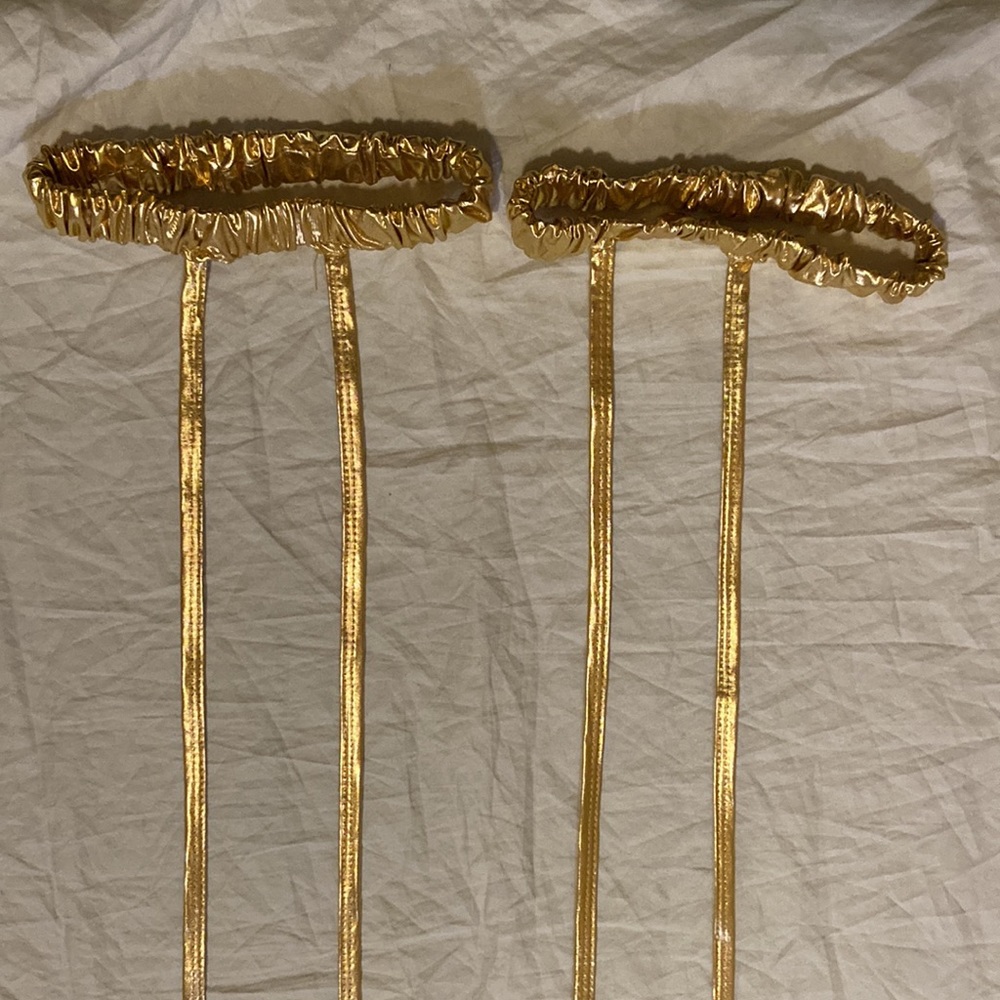 Spirit Halloween shiny gold metallic Halloween leg wraps. One size. Like new - Picture 5 of 13